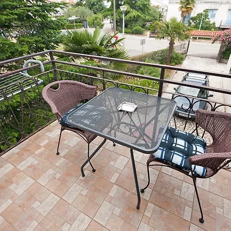 Appartement Alluro *